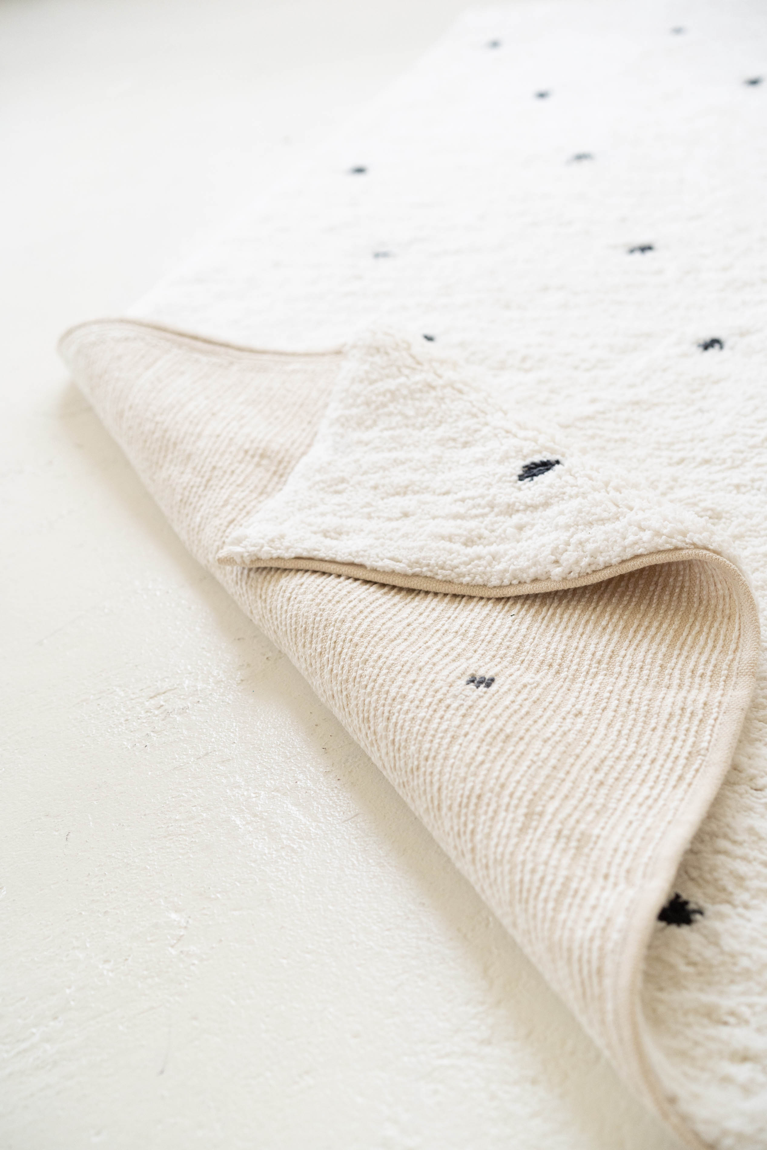 Signature Organic Cotton Ivory with Black Dots Washable Area Rug